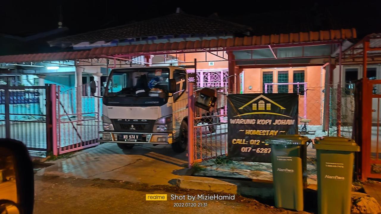 Homestay D' Tengah Bandar كوالا رومبين المظهر الخارجي الصورة